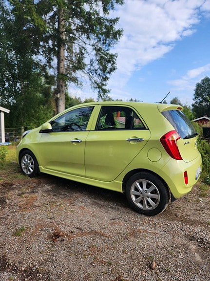 Kia Picanto 2 of 6