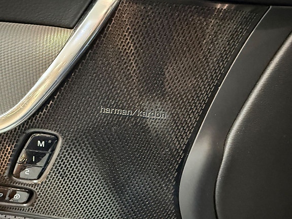 Volvo S90 17 of 19
