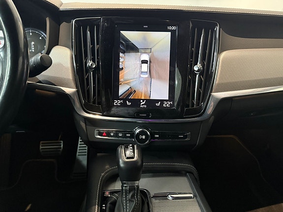 Volvo S90 12 of 19