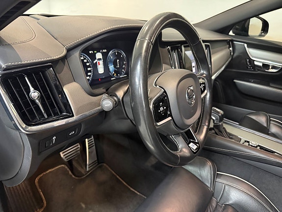 Volvo S90 10 of 19