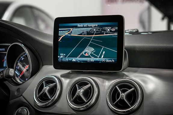 Mercedes-Benz CLA220 d 10 of 23