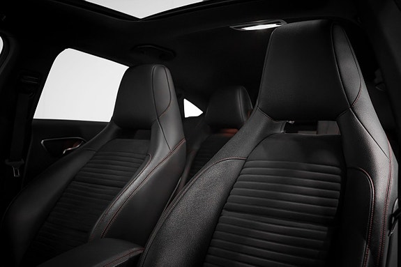 Mercedes-Benz CLA220 d 12 of 23
