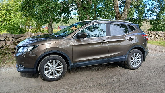 Nissan Qashqai 2 of 5