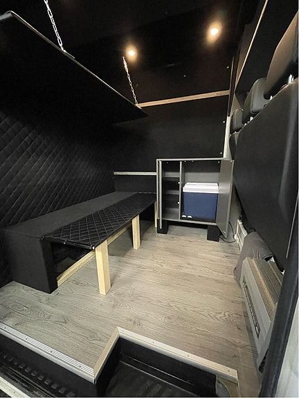 Volkswagen Crafter 7 of 12
