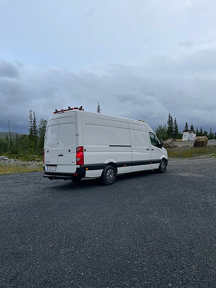 Volkswagen Crafter 4 of 5