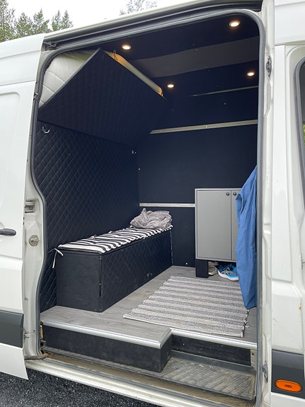 Volkswagen Crafter 9 of 12