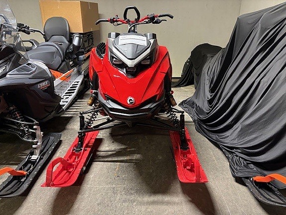 Shredder RE  3700 850 E-TEC Turbo R SHOT 10,25" skärm -25