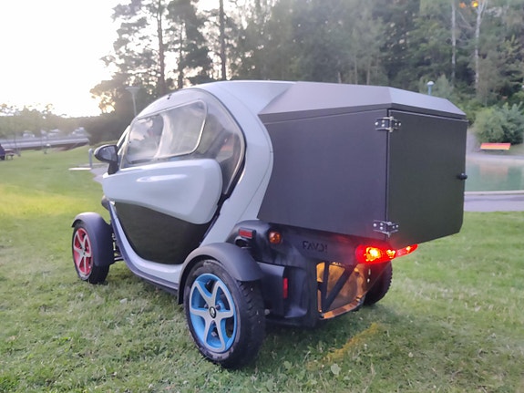 Renault Twizy 2 of 15