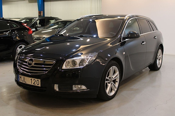 Opel Insignia 3 of 11