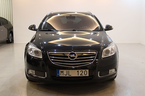 Opel Insignia 2 of 11
