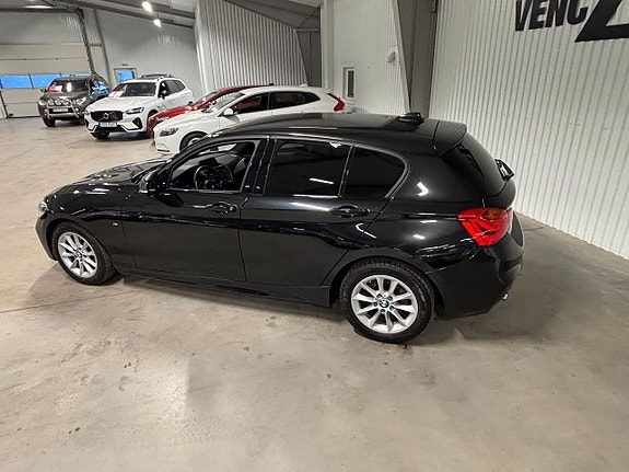 BMW 116d 4 of 5