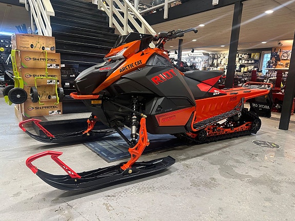 Arctic-cat Riot 600 146 " 2024 Lagerrensning 5Års Garanti