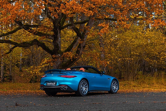 Mercedes-Benz SL43 2 of 5