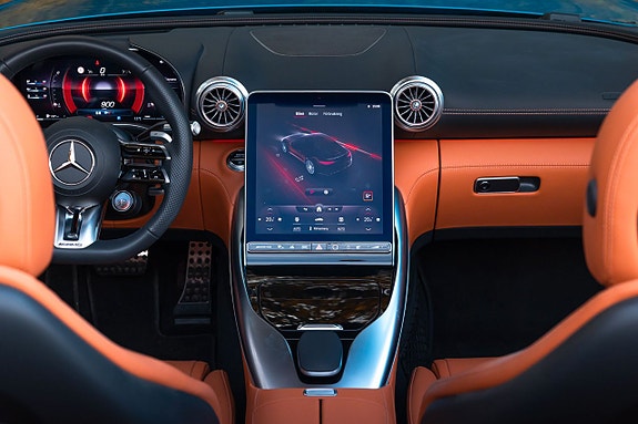 Mercedes-Benz SL43 20 of 24