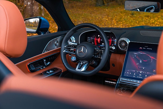 Mercedes-Benz SL43 21 of 24