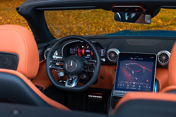 Mercedes-Benz SL43 19 of 24