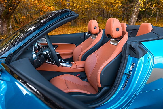 Mercedes-Benz SL43 16 of 24