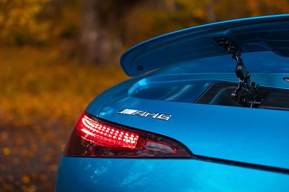 Mercedes-Benz SL43 17 of 24