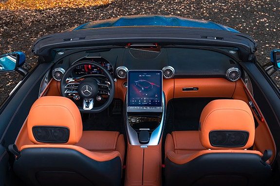 Mercedes-Benz SL43 3 of 5