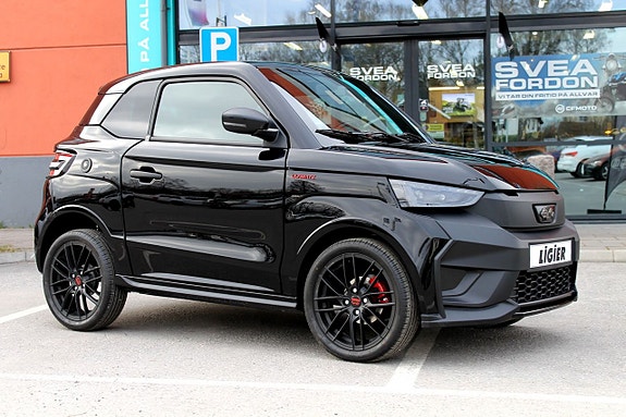 Ligier JS50 ULTIMATE | KÖR BIL FR. 15 ÅR & I 45