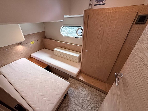 Beneteau Swift Trawler 41 | 2020 11 of 12