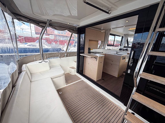 Beneteau Swift Trawler 41 | 2020 5 of 12