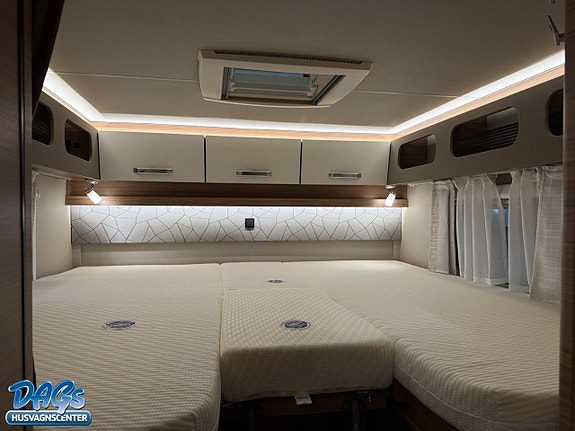 Weinsberg CaraCompact 640 MEG EDITION [PEPPER]  -Mercedes 10 of 18