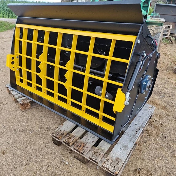 Demokörd 900 liters betongblandarskopa i mycket fint skick.