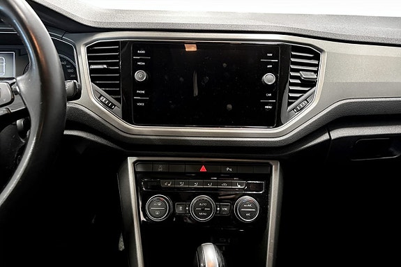 Volkswagen T-Roc 6 of 10