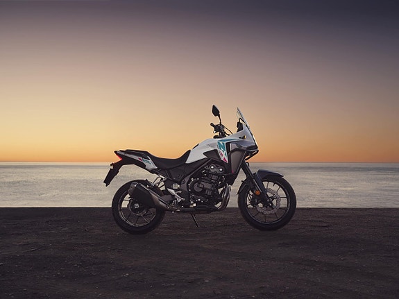 Honda NX 500 E-CLUTCH - BOKA VÅRT SISTA EXEMPLAR! 7 of 9