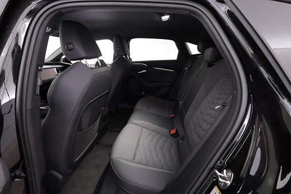 Audi A6 15 of 19