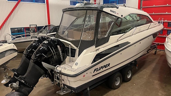 Flipper 880 ST / 2x Mercury Verado 250 JPO -16