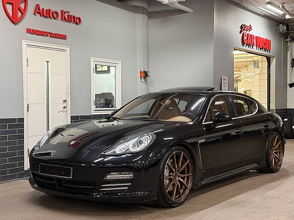 Porsche Panamera 4S