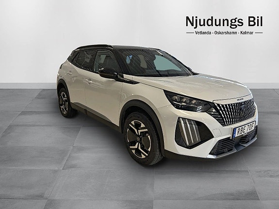 Peugeot 2008 4 of 5