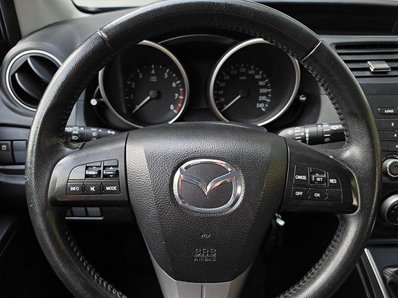 Mazda 5 14 of 17
