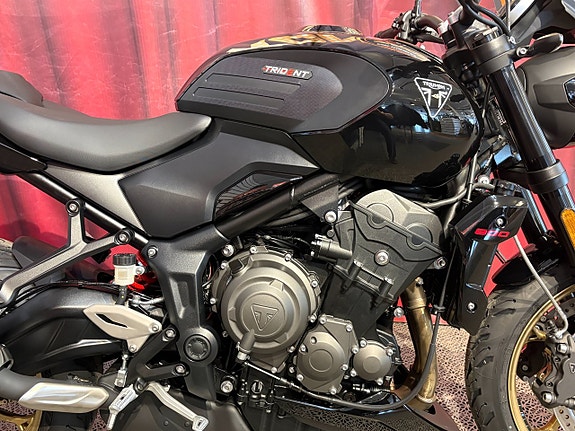 Triumph TRIDENT 800 *TICKET TO RIDE 6.000KR* 6 of 18