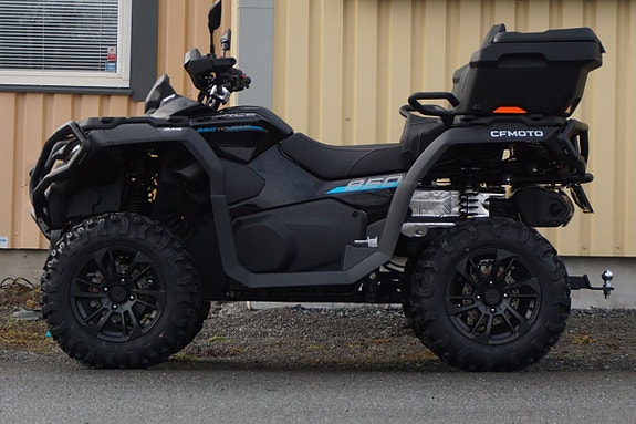 CFMOTO CFORCE 850 Touring Black Edition  Traktor b 2 of 19