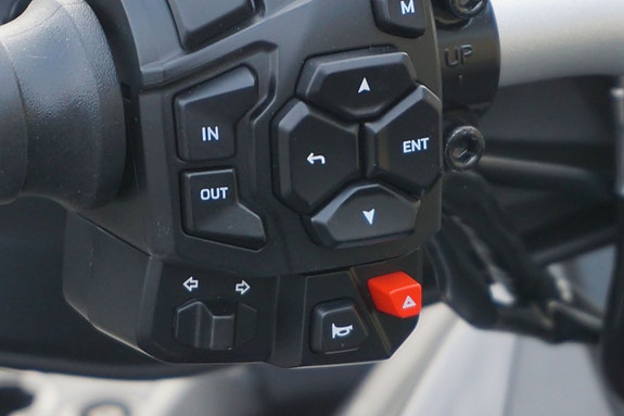 CFMOTO CFORCE 850 Touring Black Edition  Traktor b 7 of 19