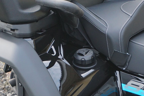 CFMOTO CFORCE 850 Touring Black Edition  Traktor b 15 of 19
