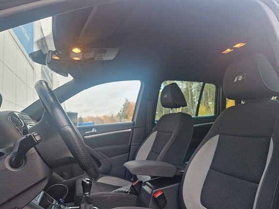 Volkswagen Tiguan 12 of 17