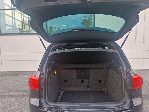 Volkswagen Tiguan 11 of 17