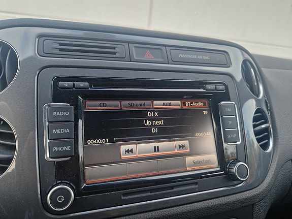 Volkswagen Tiguan 14 of 17