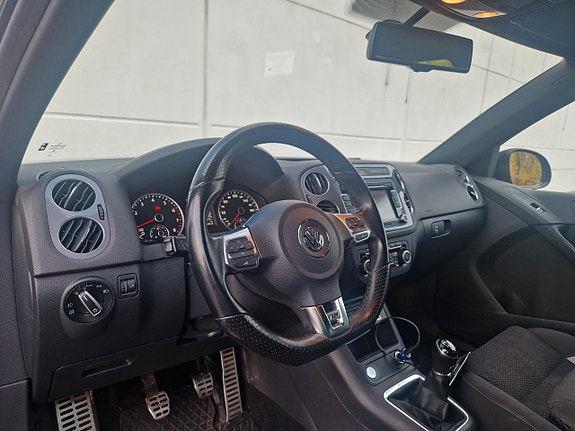 Volkswagen Tiguan 16 of 17