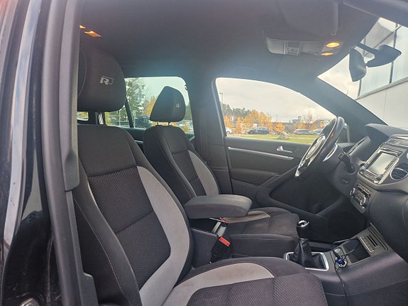 Volkswagen Tiguan 10 of 17