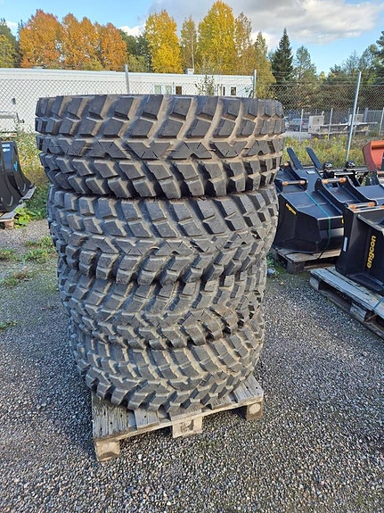 Nokian TRI 2 360/80 R20