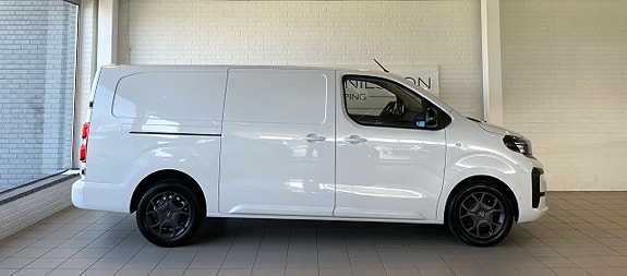 Opel Vivaro 2 of 5