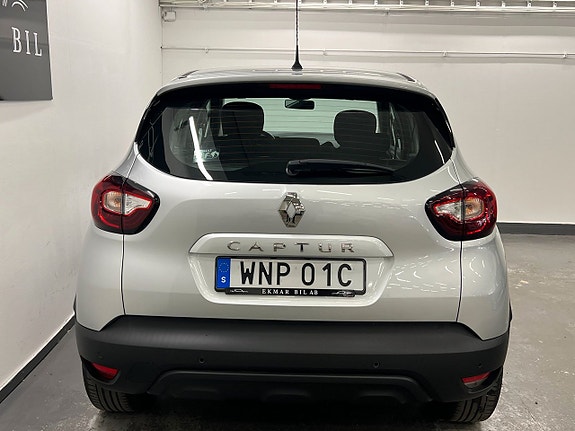 Renault Captur 5 of 24
