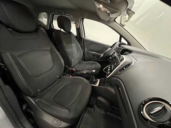 Renault Captur 9 of 24