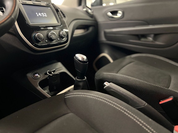 Renault Captur 17 of 24