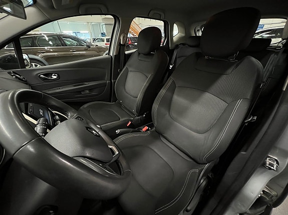 Renault Captur 11 of 24